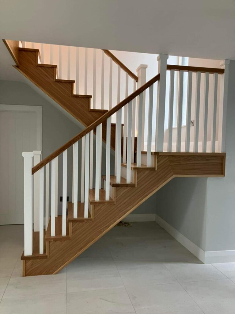 OGriofa Woodcraft Stairs 1 002