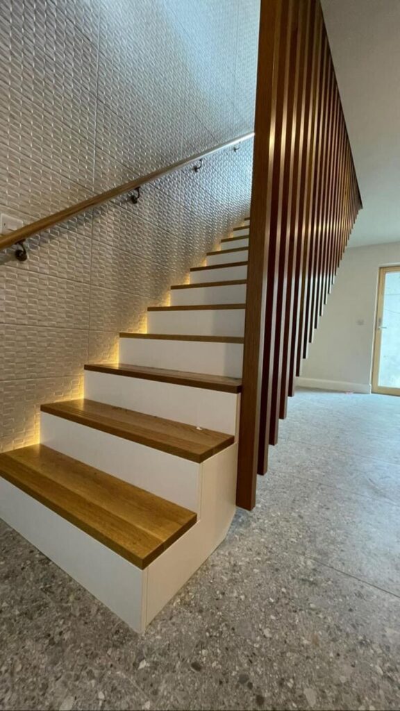 OGriofa Woodcraft Stairs 3 001